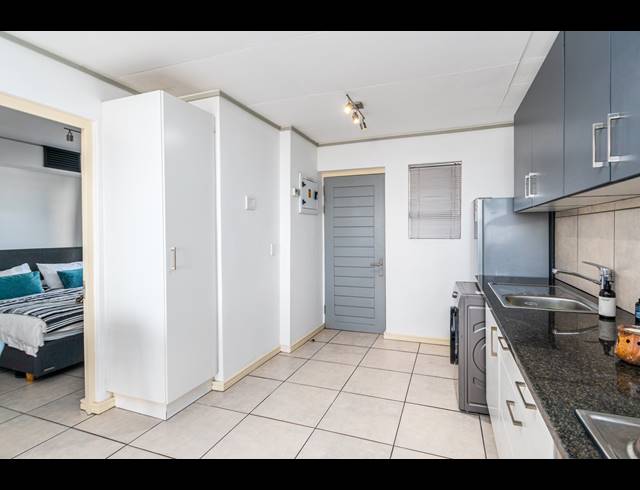 2 BEDROOM APARTMENT RENTED IN MILNERTON CENTRAL